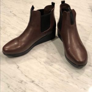 Cole Haan Nassau Bootie II - Waterproof Size 9.5